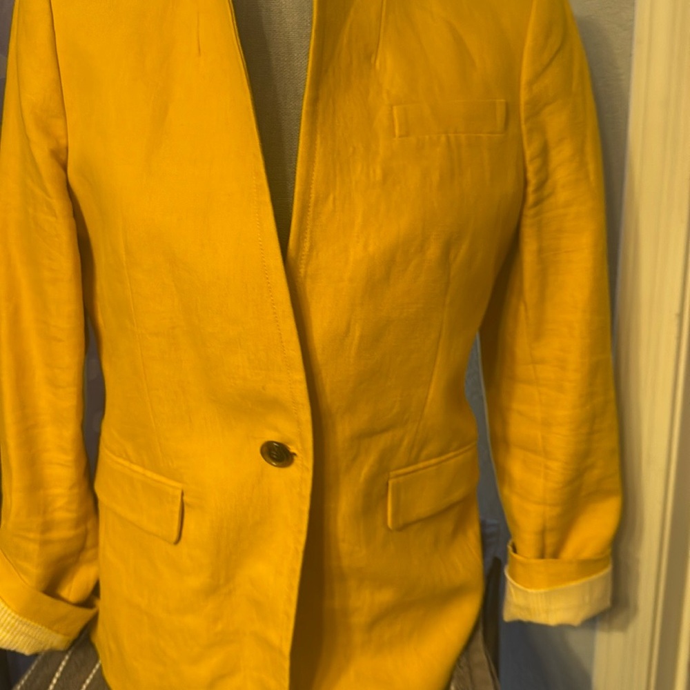 Vibrant Yellow Blazer